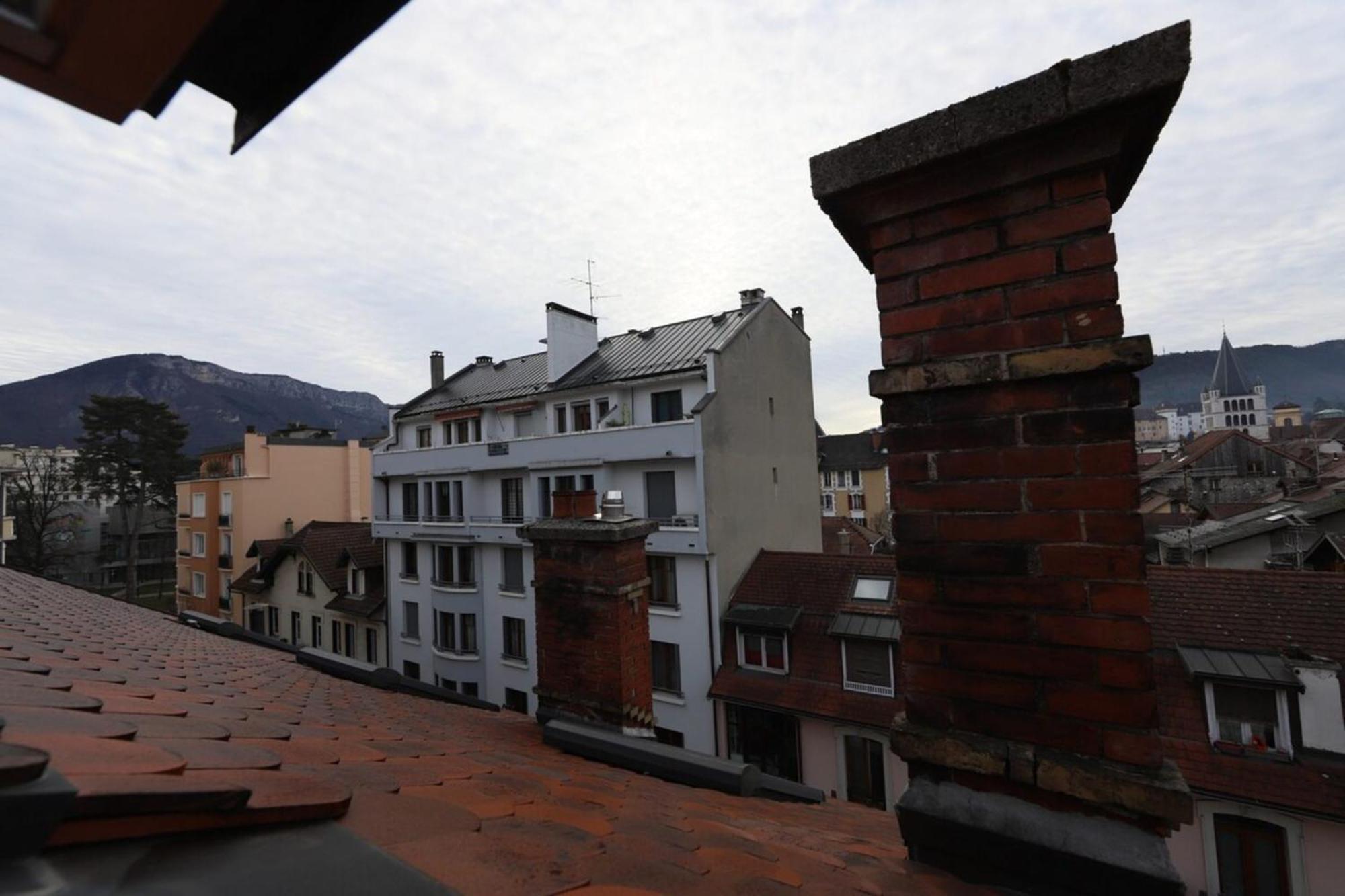 A Little Nest At The Top Floor Annecy Exterior photo